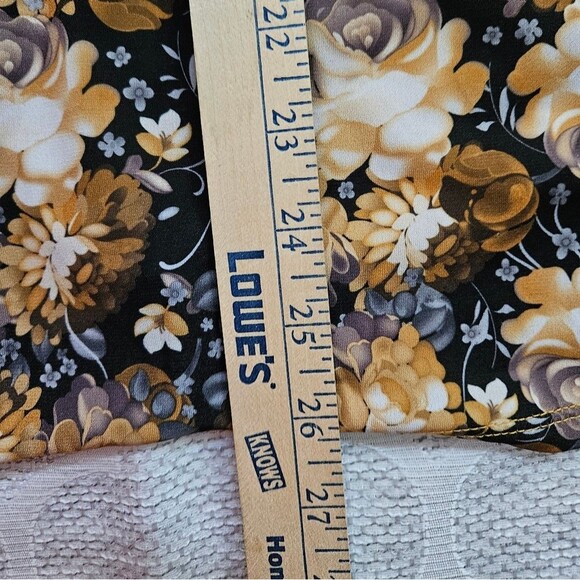 LULAROE Flared Skirt Women's Size 3XL Yellow & Brown Rose Pull-On GUC - Picture 5 of 5